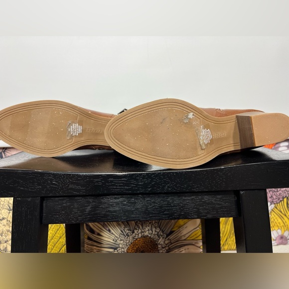 Express Cognac Zipper Ankle Booties - Picture 4 of 5
